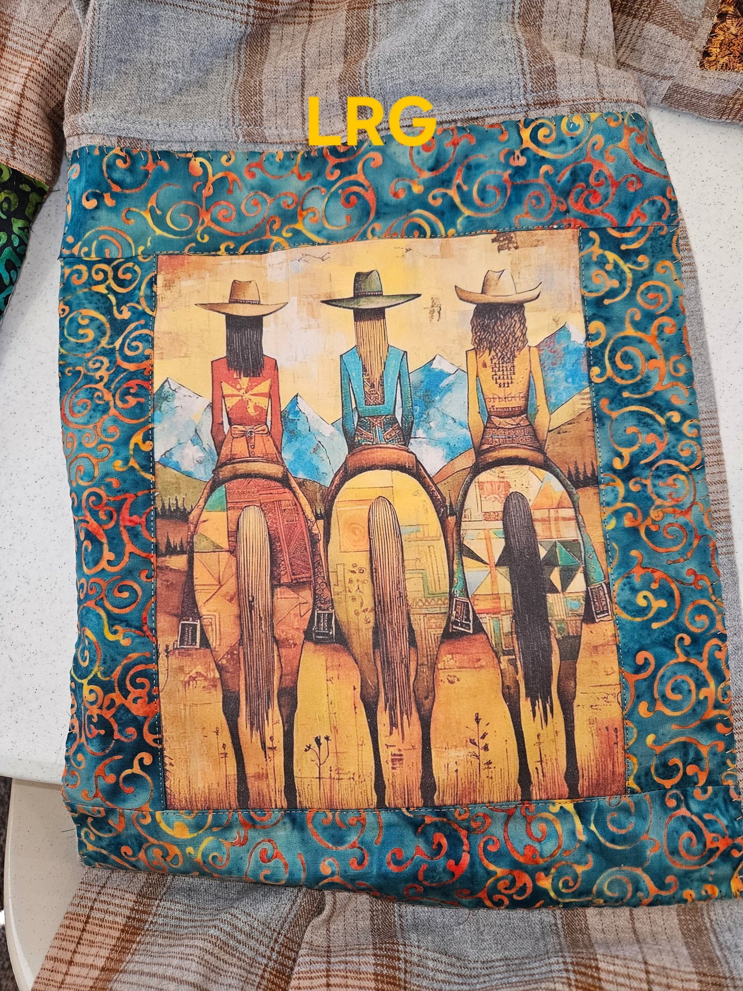 Stinkin’ Cute Cowgirls Ride Away