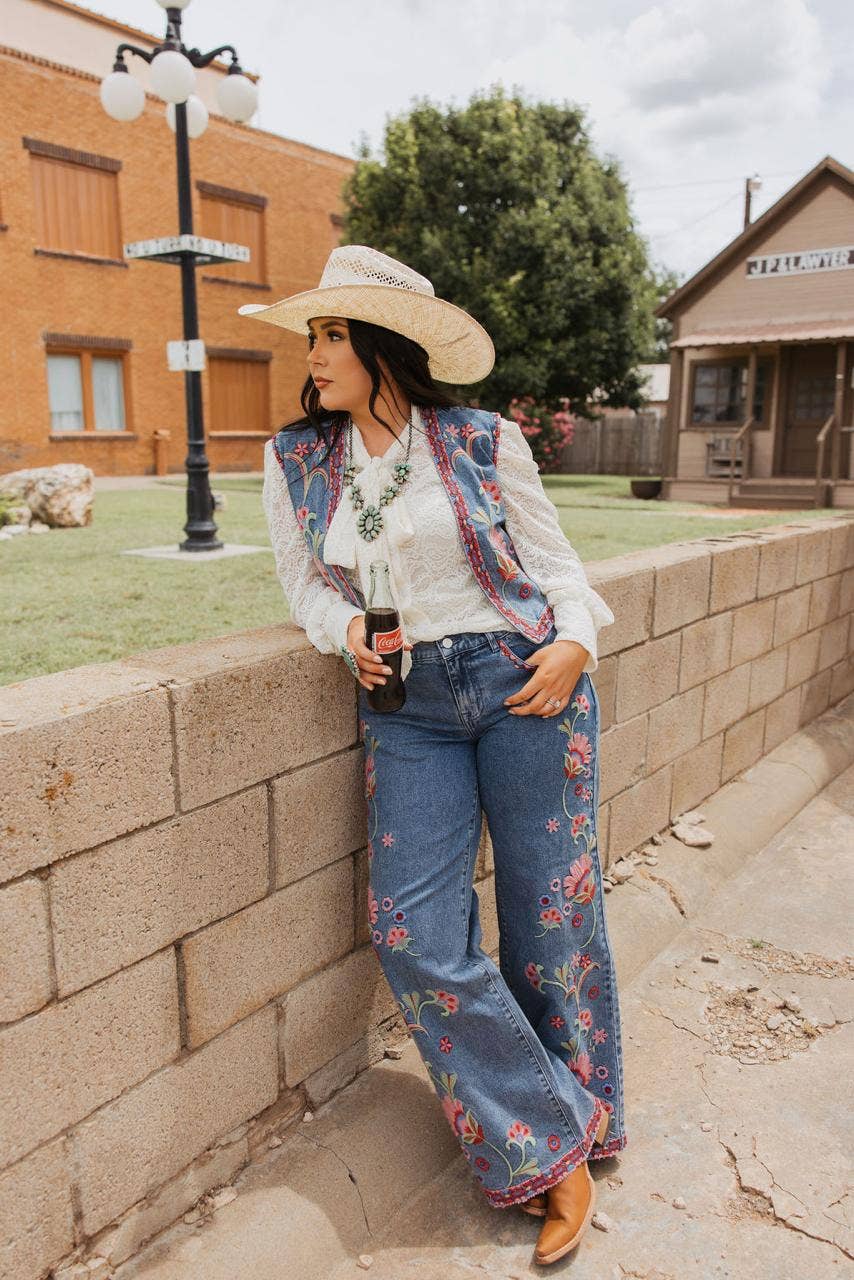 FLORAL EMBRODIERY JEAN