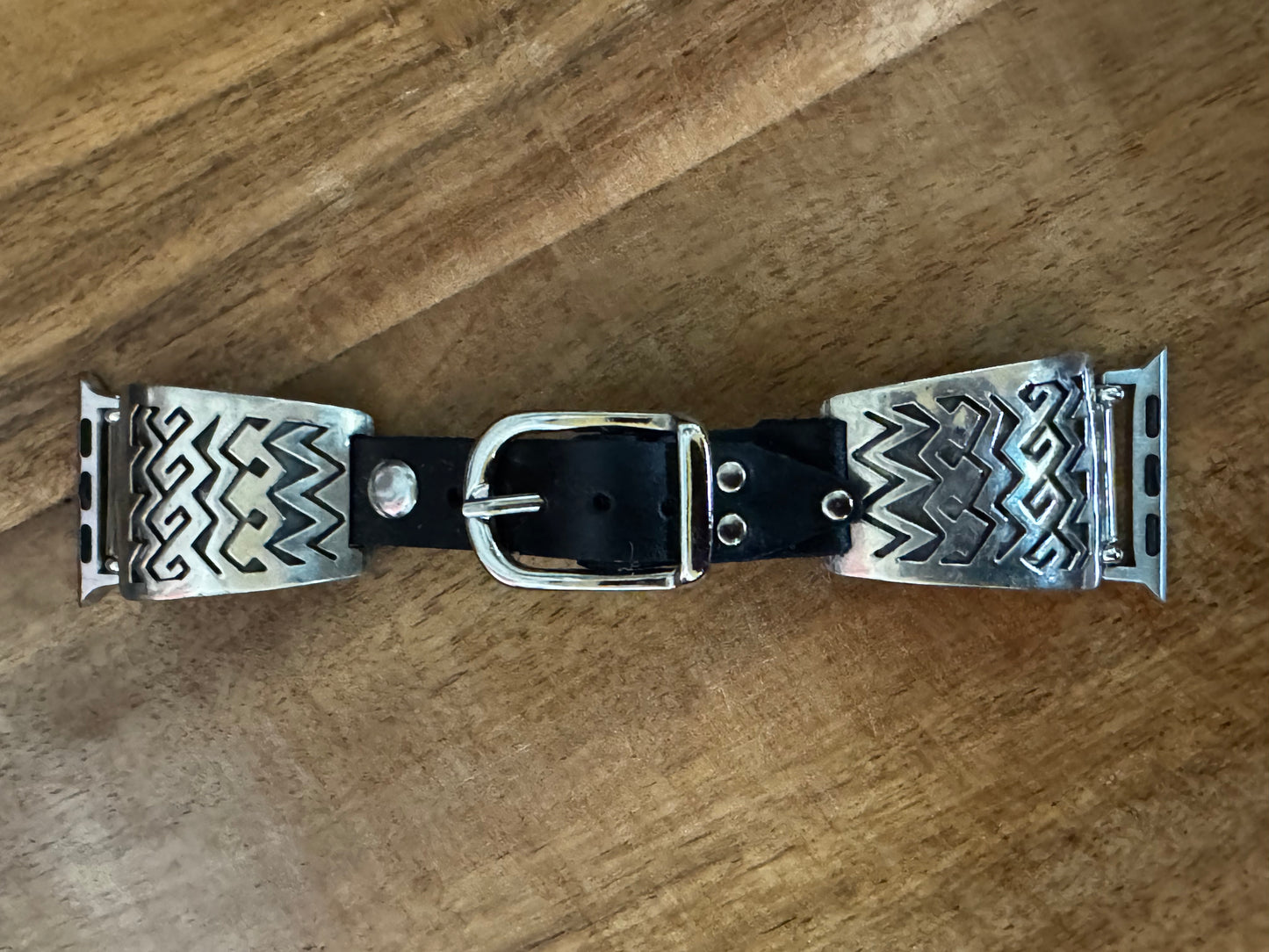 Vintage Silver Apple Watch Band