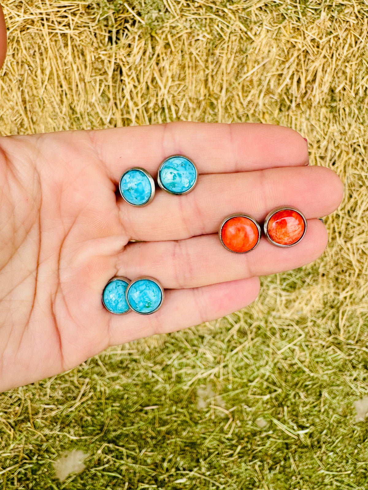 Genuine Stud Earring/Orange/Red Spiny Oyster stud