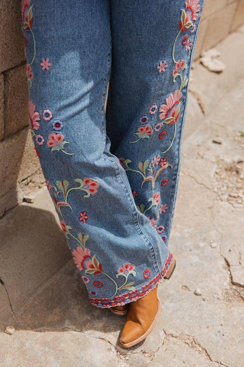 FLORAL EMBRODIERY JEAN