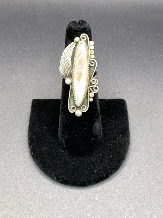 Vintage Mother of Pearl and Silver Ring