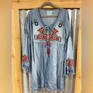 Judith March Embroidered Dress or Tunic